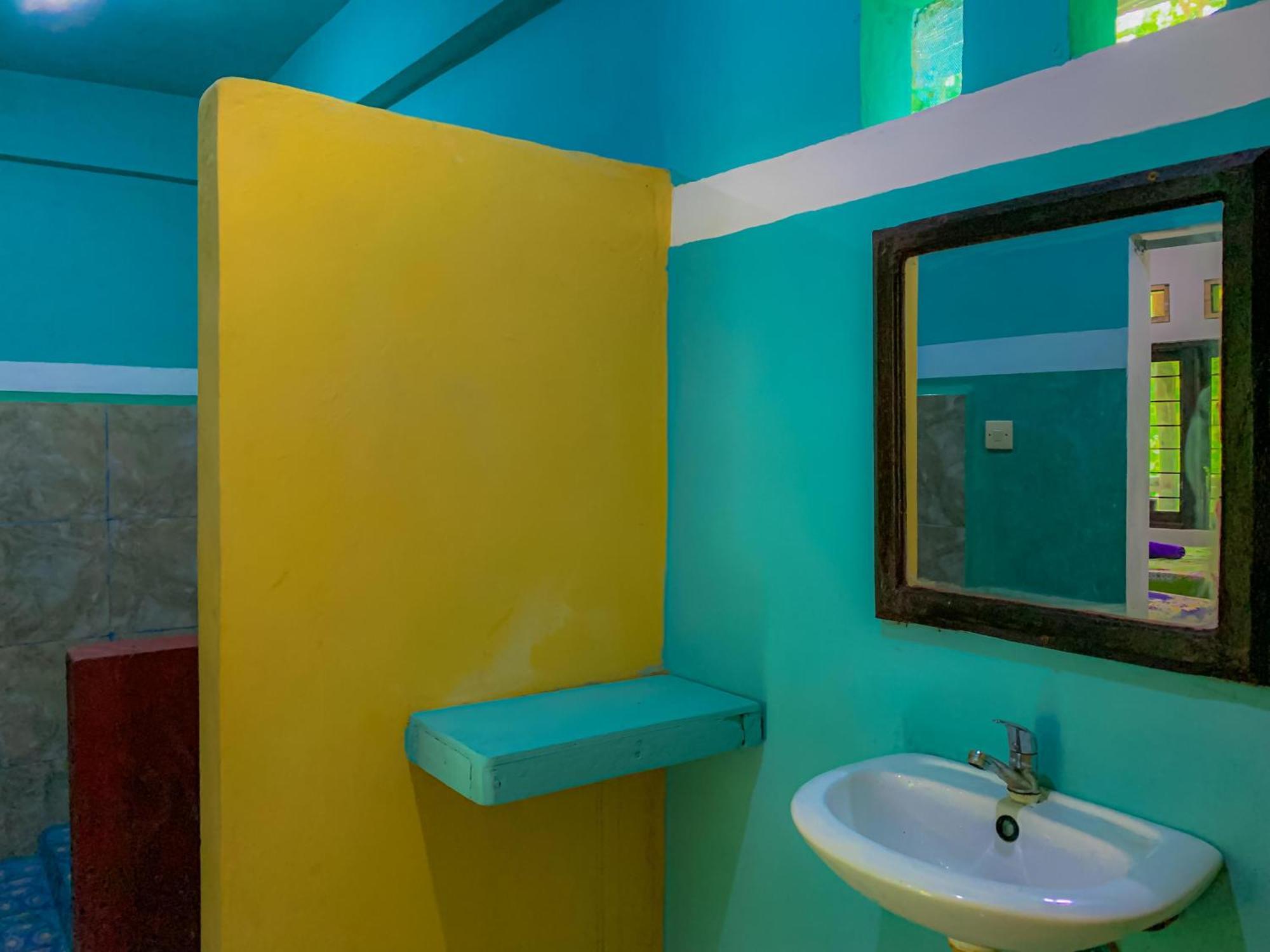 Breeze Hostel Kuta  Eksteriør billede