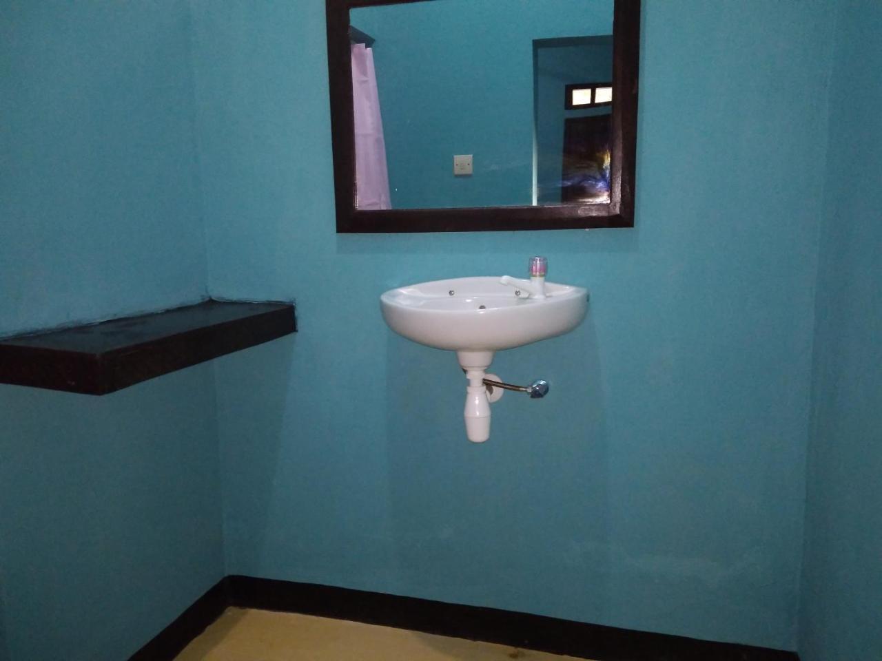 Breeze Hostel Kuta  Eksteriør billede